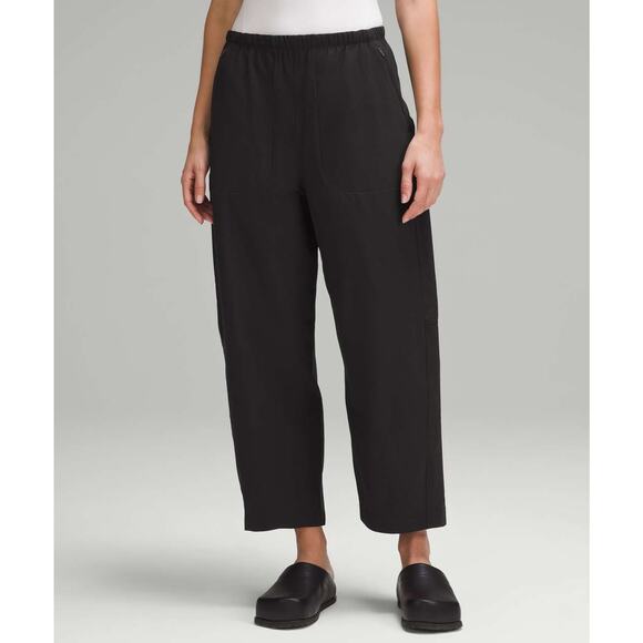 Lululemon Pants Womens 14 Black Lightweight Mid Rise Barrel Leg Cropped Comfort - Picture 1 of 13